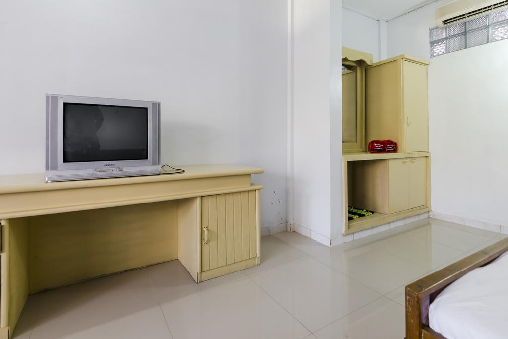 Reddoorz @ Poppies Lane 1 Hotel Kuta  Exterior photo