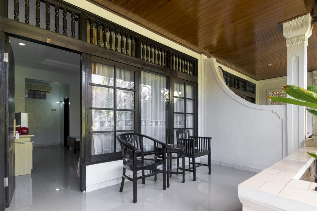 Reddoorz @ Poppies Lane 1 Hotel Kuta  Exterior photo